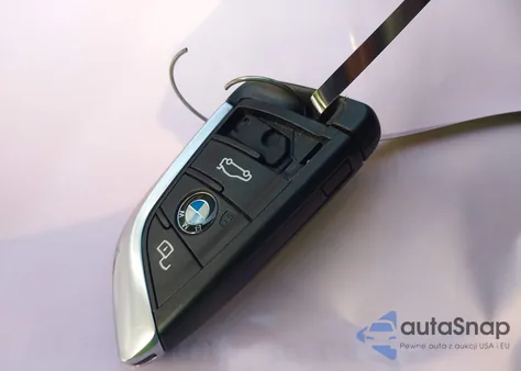 2021 BMW 3 Series M340I z USA, uszkodzony, nr VIN 3MW5U7J06M8B92311